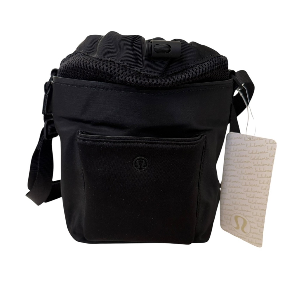 NEW Lululemon All Set Mini Bucket Bag Black Crossbody Water Repellent Pockets